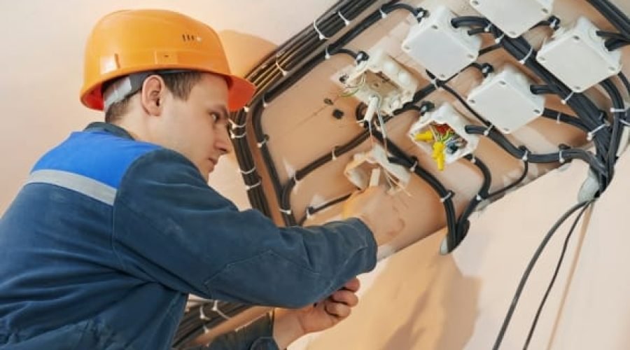 Réseaux-informatique-téléphonique-fm-magique